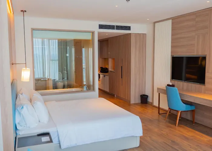 A La Carte Bay Junhome * Hạ Long